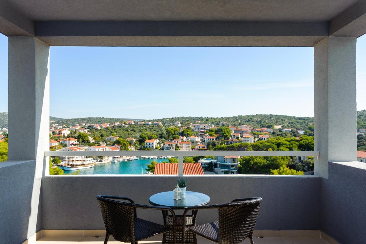 Villa Sena Ražanj エクステリア 写真
